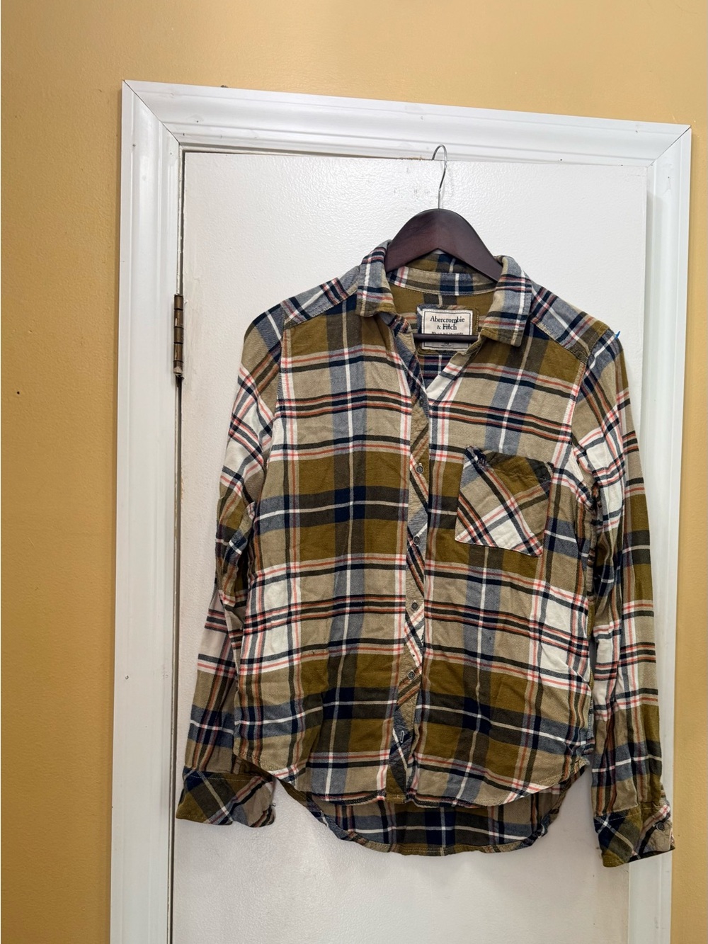 Vintage Abercrombie & Fitch Flannel Olive Plaid Button-Up Shirt! EUC